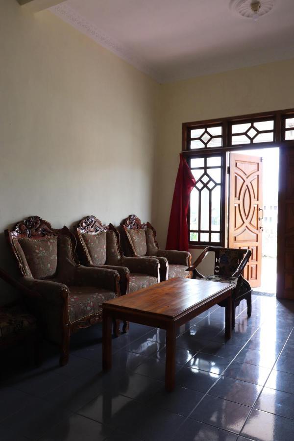 Good Karma Bromo Guesthouse Екстер'єр фото