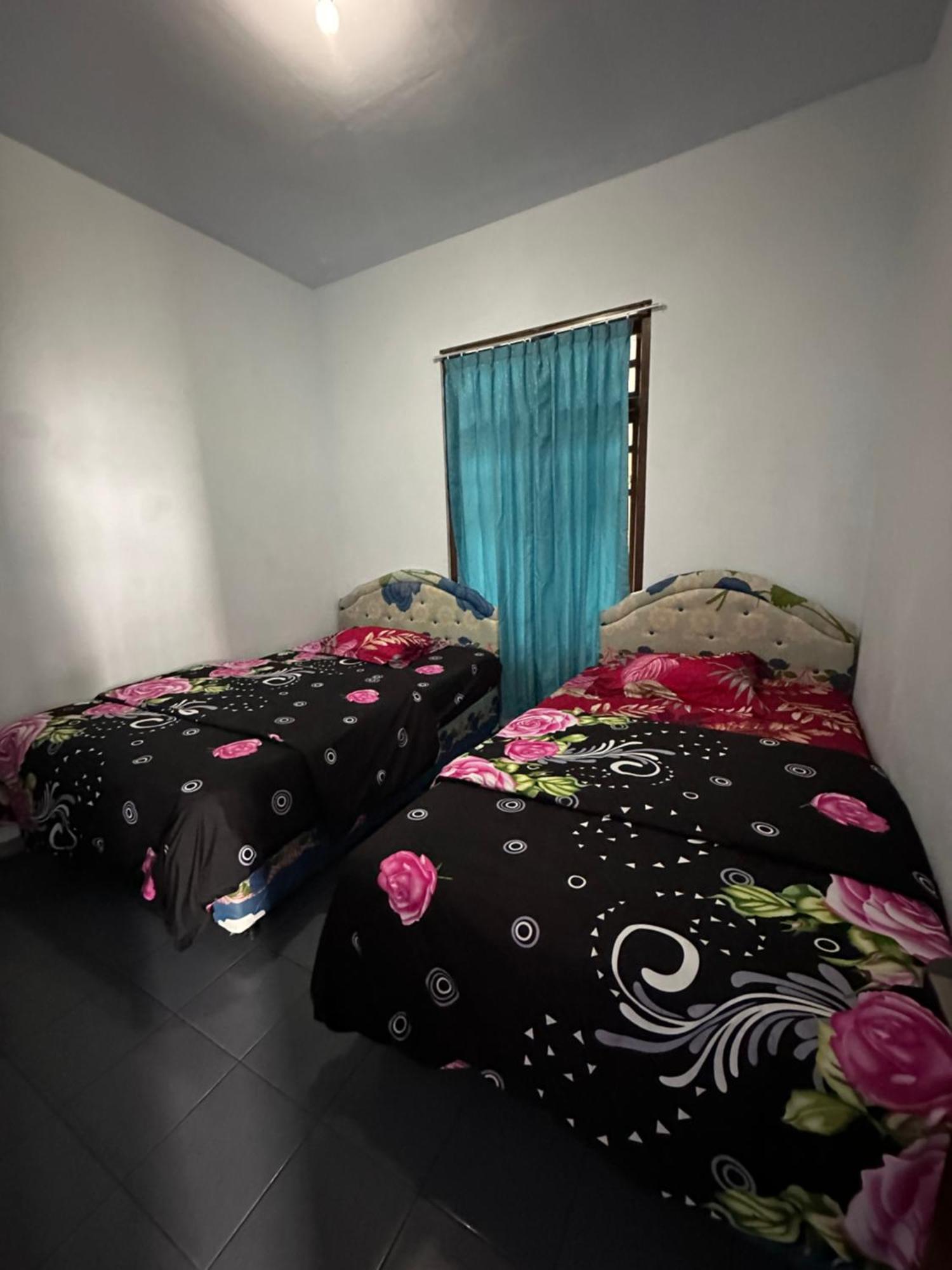 Good Karma Bromo Guesthouse Екстер'єр фото