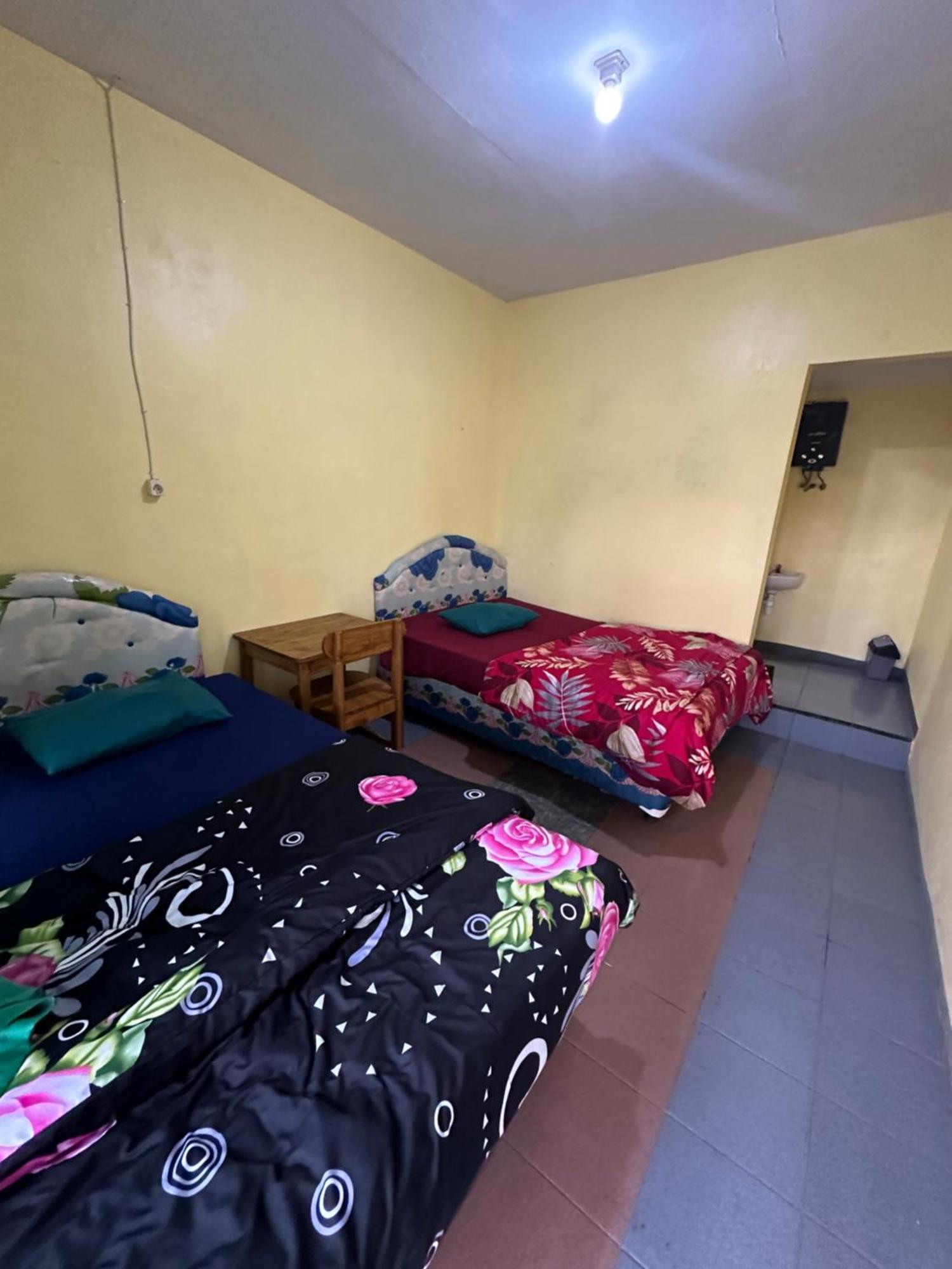 Good Karma Bromo Guesthouse Екстер'єр фото