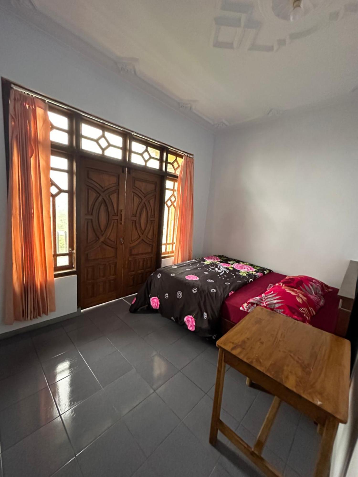 Good Karma Bromo Guesthouse Екстер'єр фото